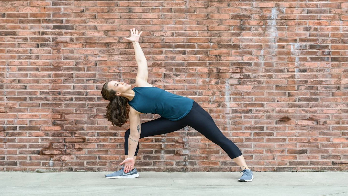 Main image for: Stuck sitting down all day? These 5 moves undo the damage